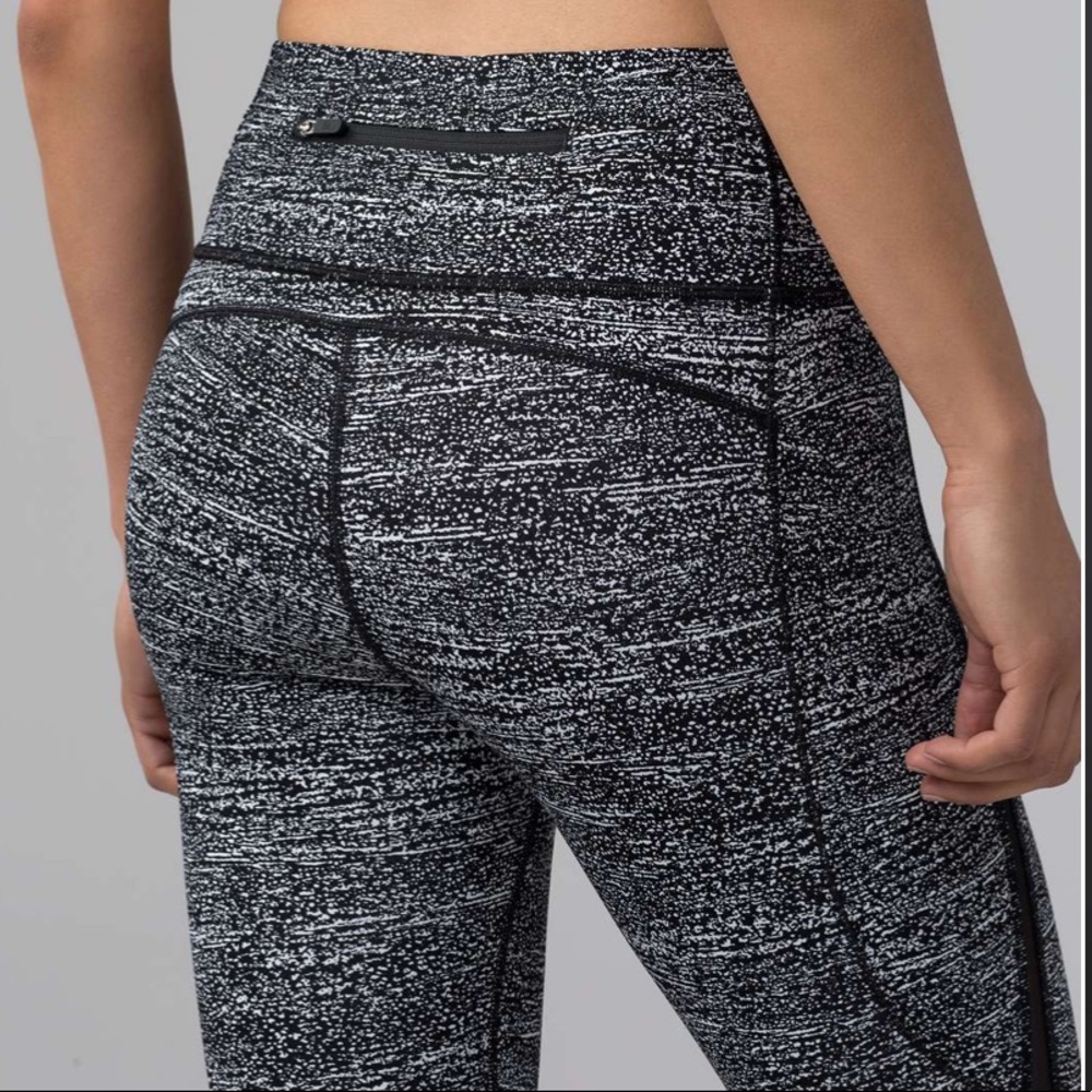 Lululemon Pace Perspective Crop - image 2